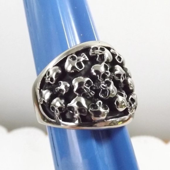 Plus Size Stainless Steel Human Skulls Statement Ring, Size 12.75 - Picture 9 of 10